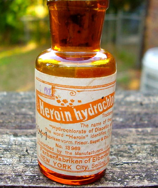 heroin logo 3